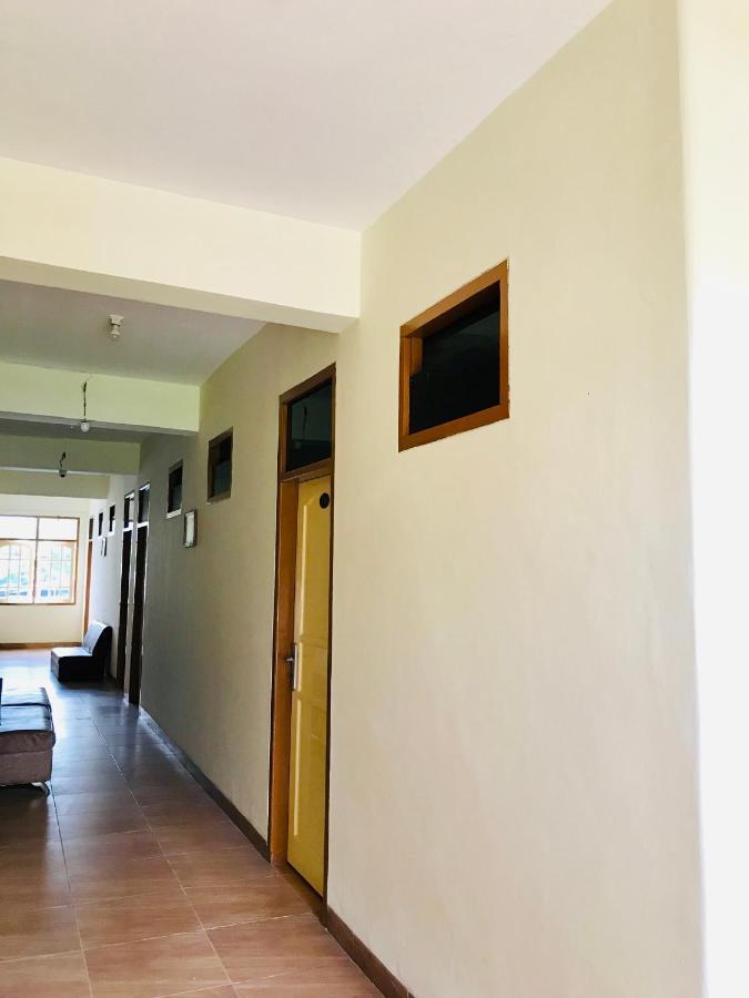 Wisma Grace Ambon Esterno foto